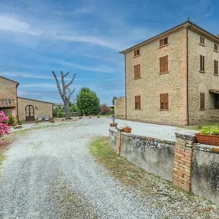 度假居 Caggio-4 By Interhome