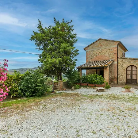 Caggio-4 By Interhome Volterra